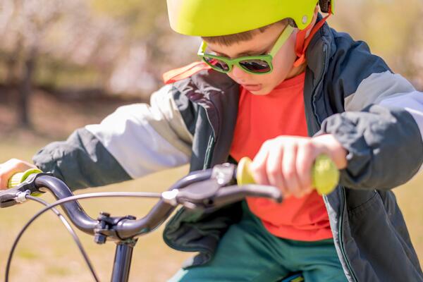 Foto: kind op fiets